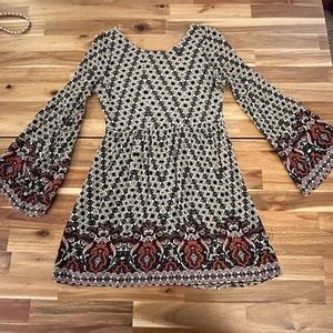 Small dress with open back